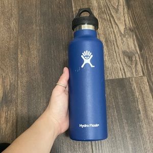 Hydro Flask Navy 21oz
